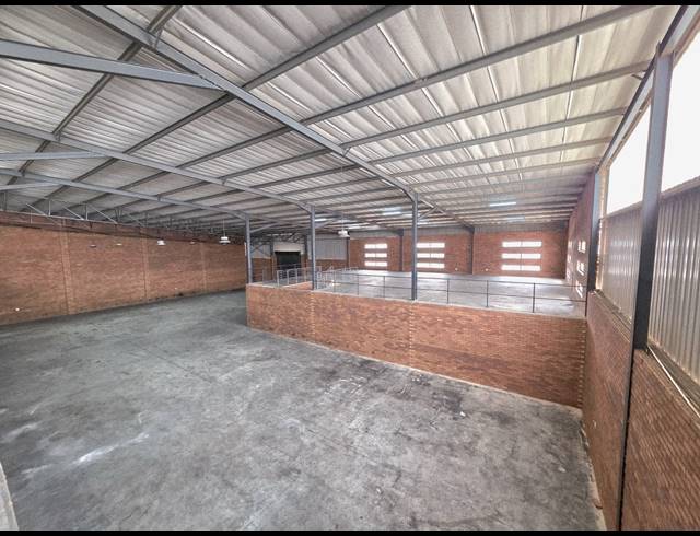 2,849M² WAREHOUSE TO LET IN ORMONDE